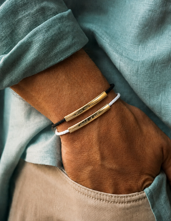 Statement Gravur Armbänder 18K Gold
