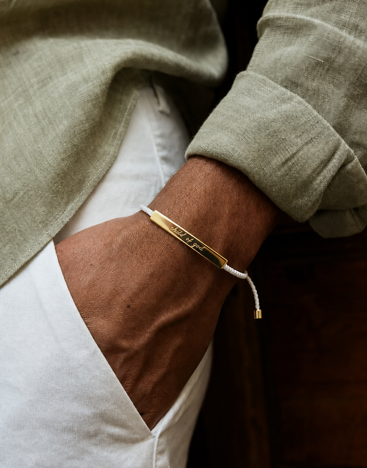Statement Gravur Armbänder 18K Gold